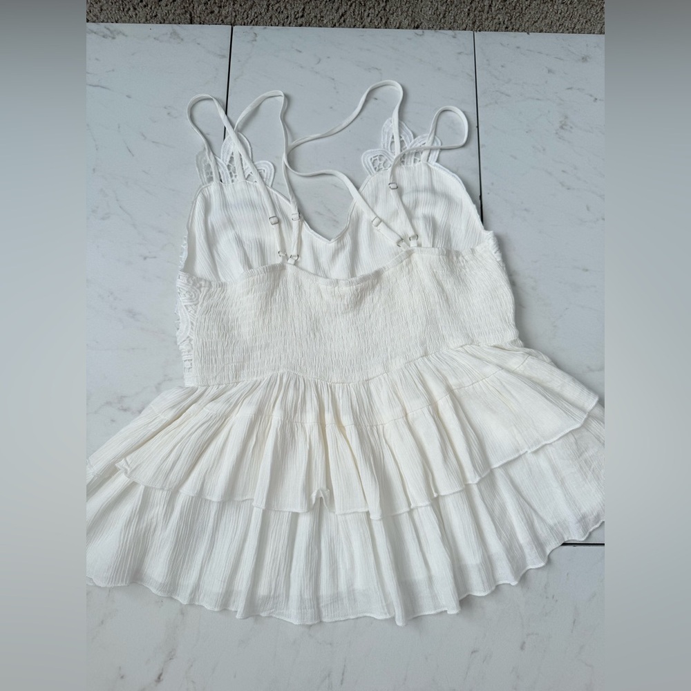 MAIN STRIP White Crocheted Lace Cami Babydoll Tank; size medium - Picture 2 of 6